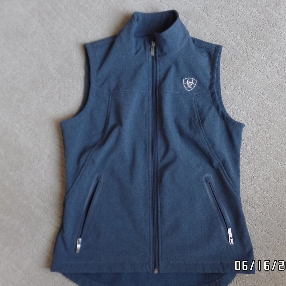 Ariat Women's Vest Medium Blue